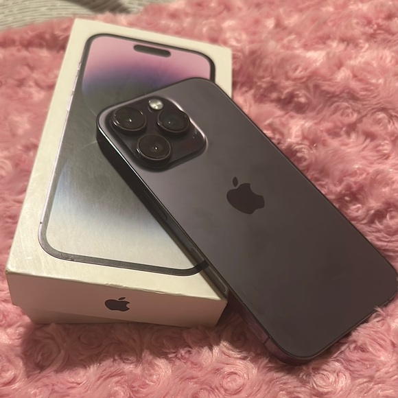 Apple iPhone - Black